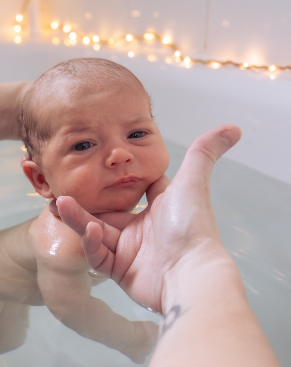 Thérapeutique Bain Bébé, Clara Renaitsens Tarbes